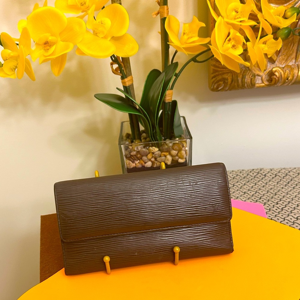 Louis Vuitton Brown Epi Wallet